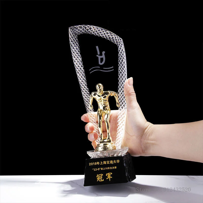 Maßgefertigte Kristall-Trophäe – Badminton Cup Bewertung und Preis