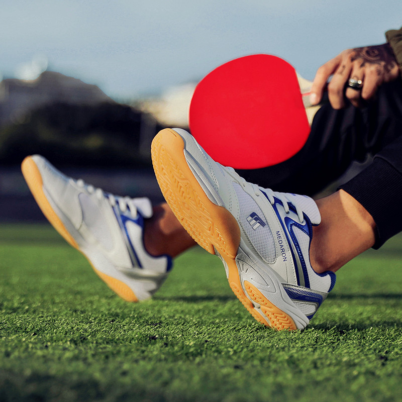 Männer Tischtennis Schuhe Trai – Badminton Vector Bewertung und Preis